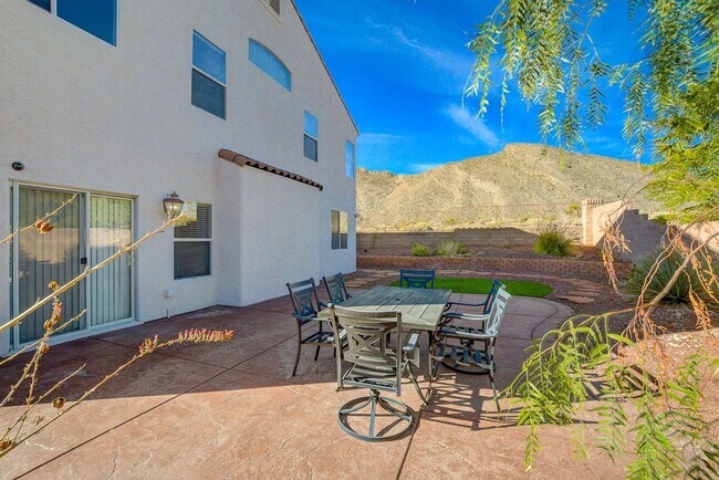 Building Photo - THIS 2 STORY HOME IN A GATED COMMUNITY HAS...