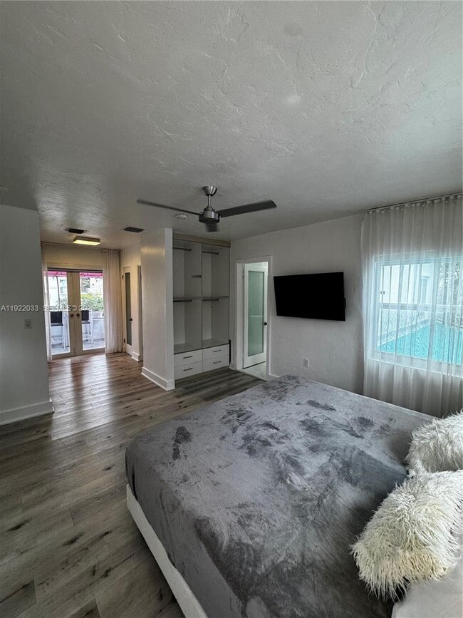 Building Photo - 3470 Sheridan Ave