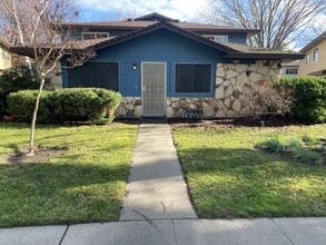 Building Photo - 1712 Fremont Ct