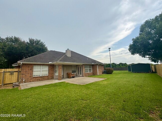 Building Photo - 103 Kirkwood Ln