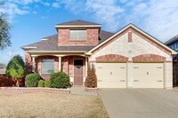 Building Photo - 315 Cox Dr