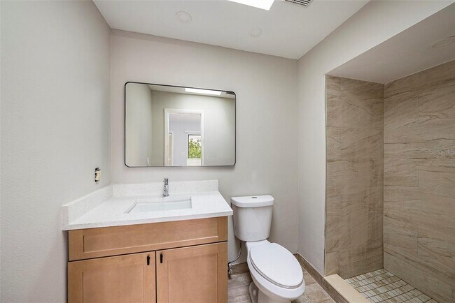 Building Photo - 4008 Circlewood Ct