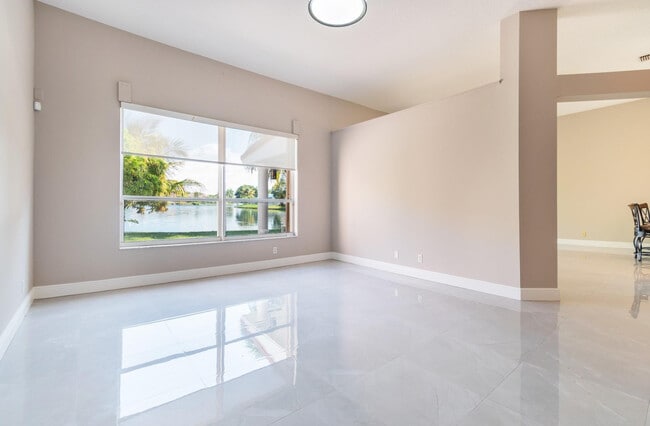 Building Photo - 12843 NW 18th Ct