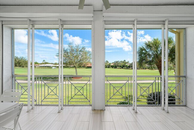 Building Photo - 114 Palm Point Cir