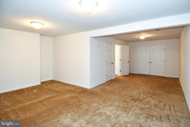 Building Photo - 3082 American Eagle Blvd