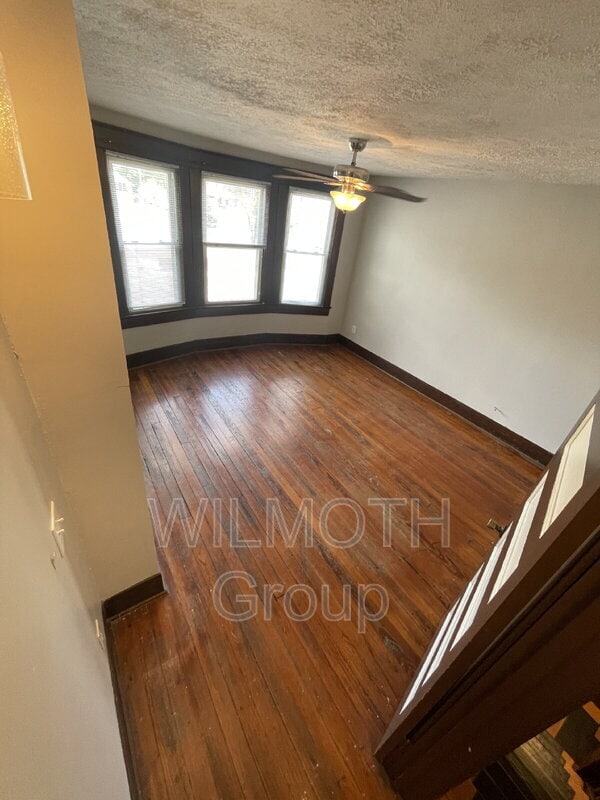 Building Photo - 2107 E Michigan St