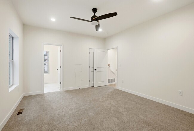 Building Photo - 412 St Clair Ave