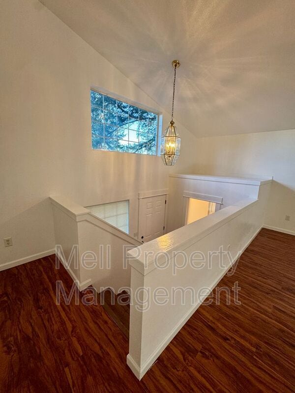 Building Photo - 101 E Heatherwood Ct