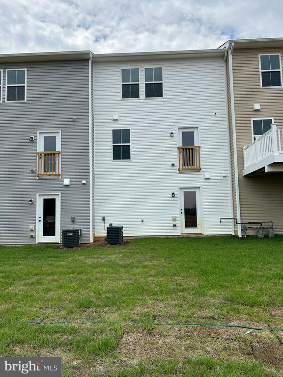 Building Photo - 181 Perdiz Rd