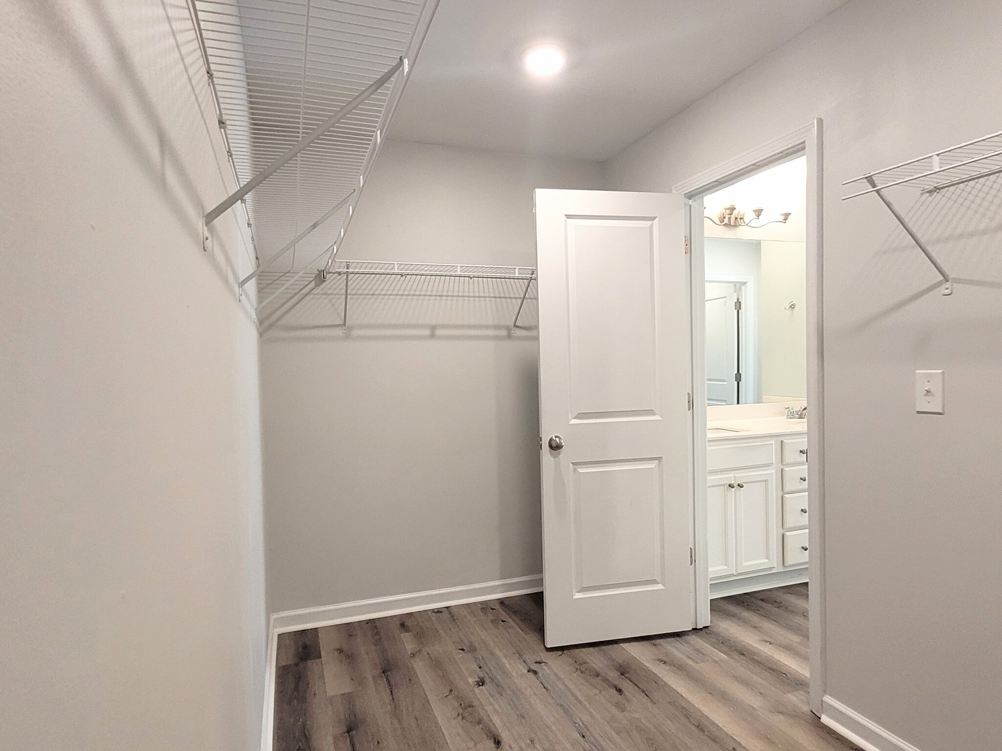 Building Photo - 7934 Rudder Cir