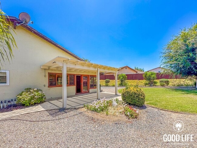 Building Photo - Spacious 3BD/2BA Home in Rancho Bernardo with Office, Large Backyard w/ Garden Beds & 2-Car Garage