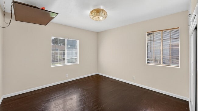 Building Photo - 3 Bedroom Home for Rent – Prime Norwalk Location