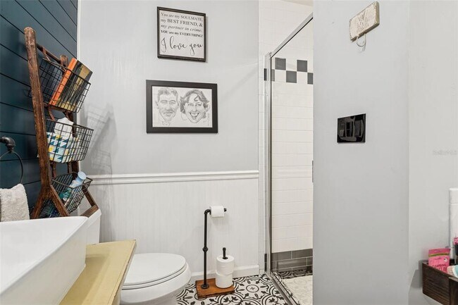 Building Photo - 2603 N Ridgewood Ave