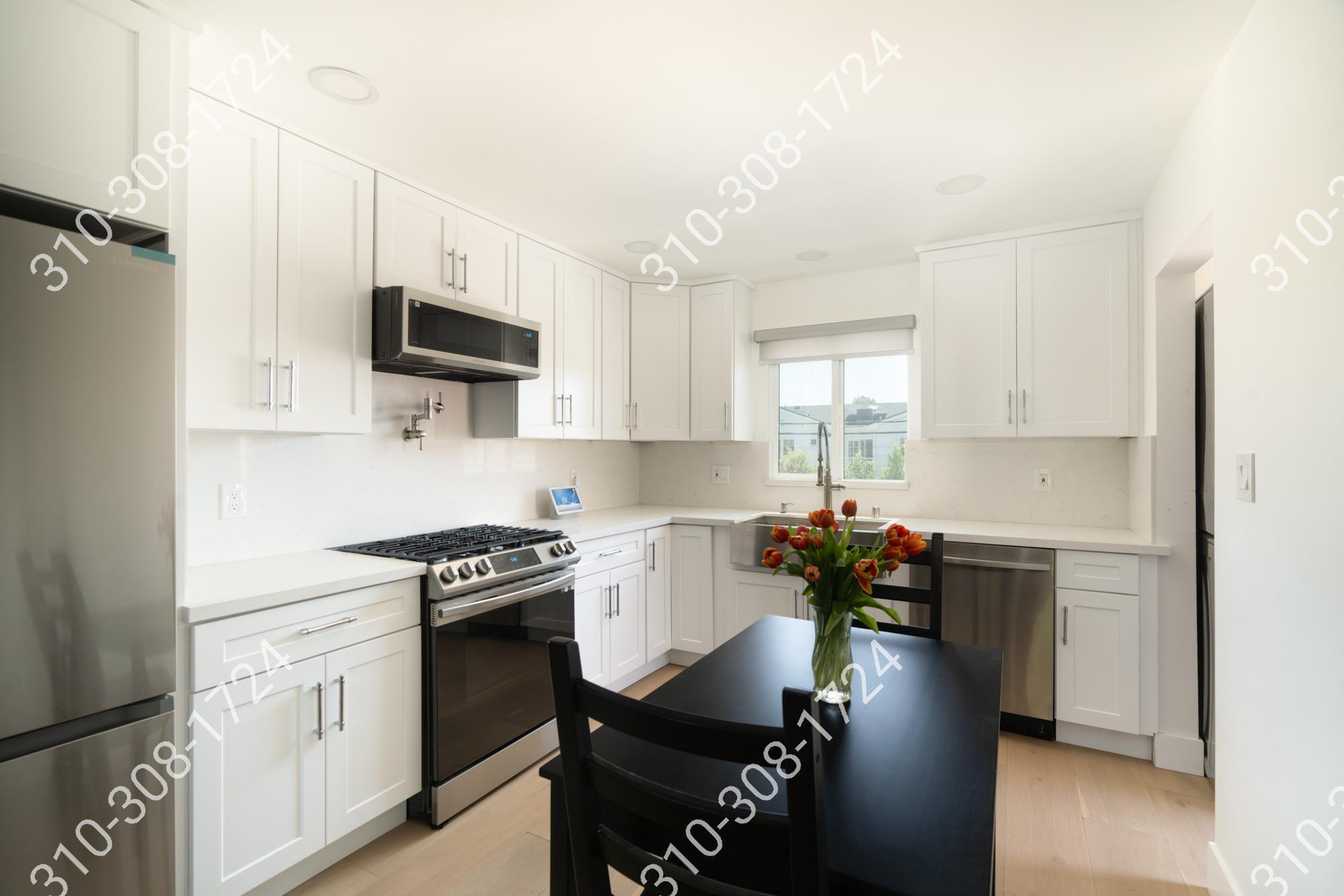 Building Photo - 3023 Glendon Ave