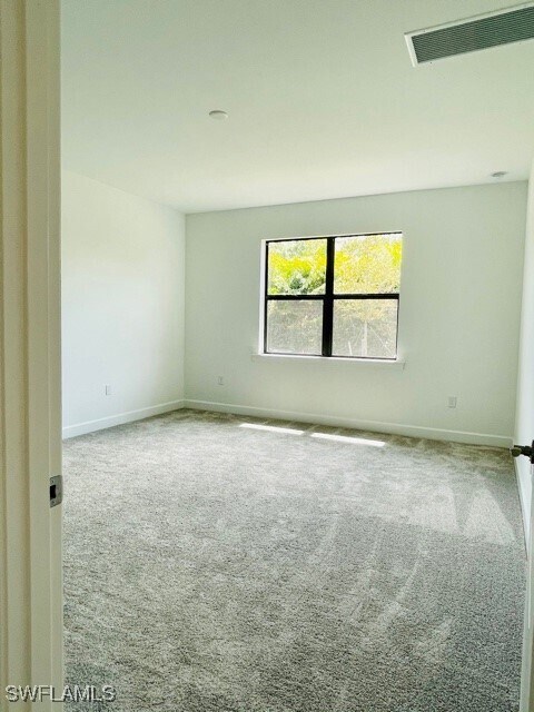 Building Photo - 1962 Tripletail Ln