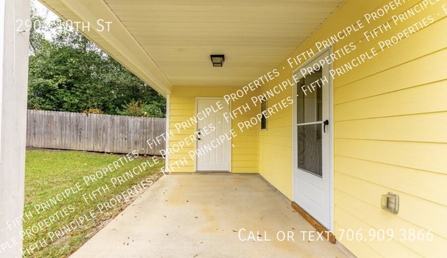 Building Photo - 2907 10th St