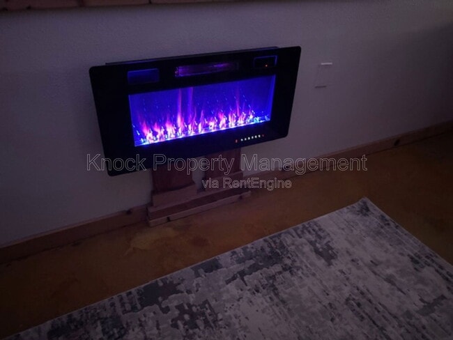 Building Photo - 1815 NW Hoyt St