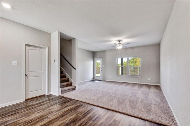 Building Photo - 109 Mount Vernon Way