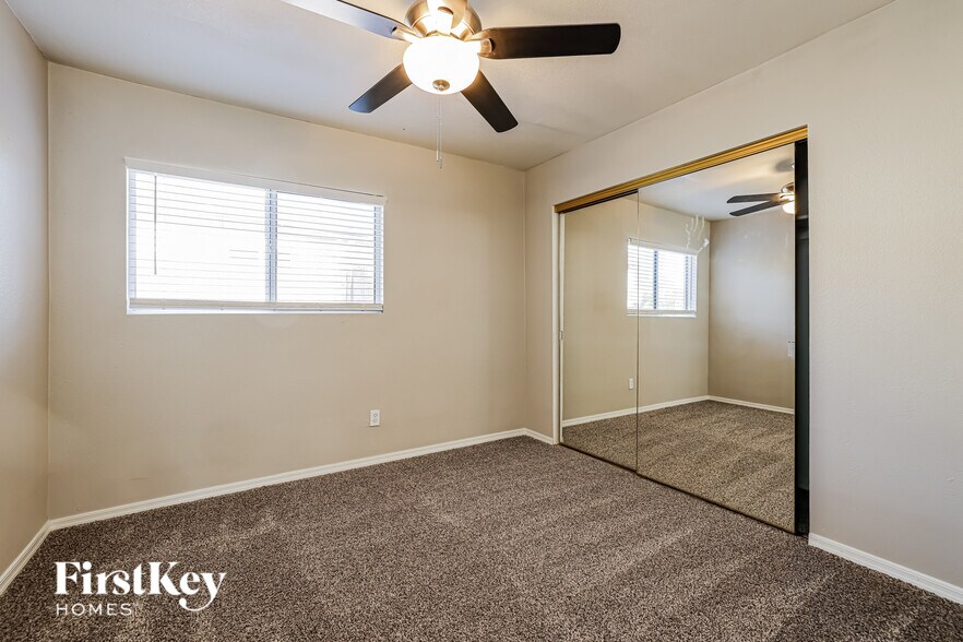 Building Photo - 13713 E Diablo Creek Dr