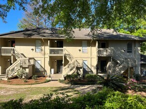 Building Photo - SEA CLIFF CONDOS