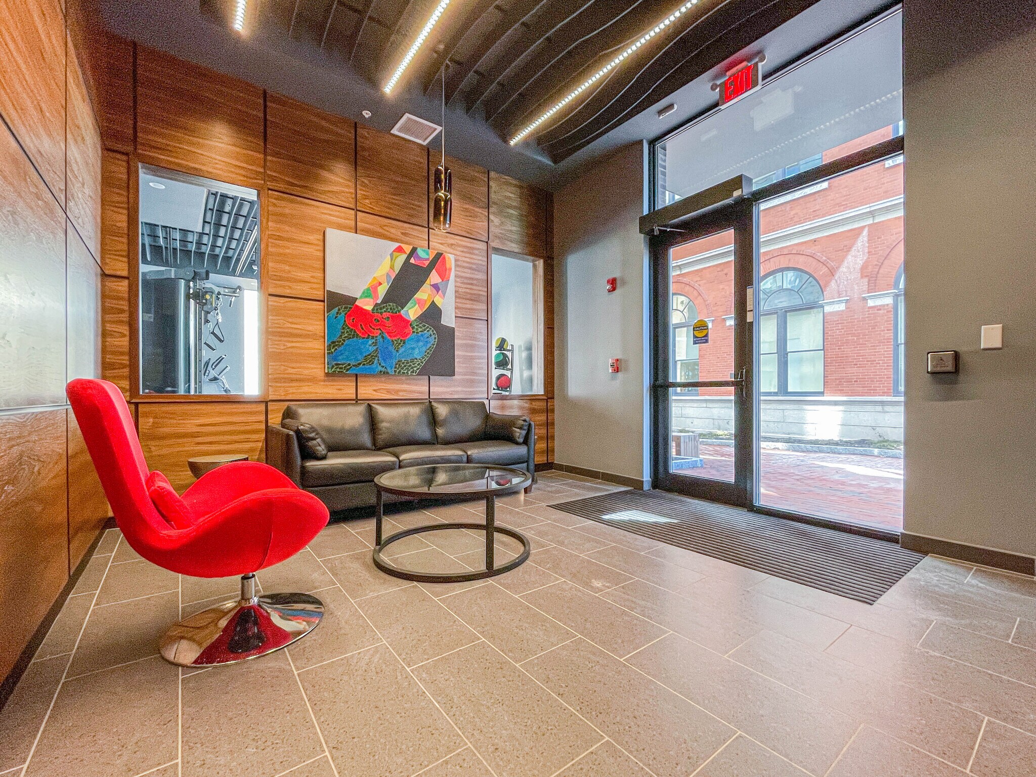 Building Photo - 5 India St