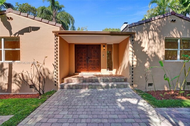 Building Photo - 20 NW 101st St