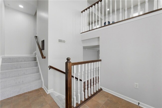 Building Photo - 200 Venango Trail