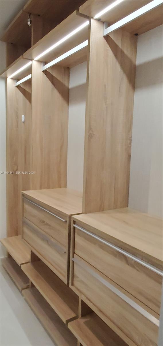 Building Photo - 18975 Collins Ave