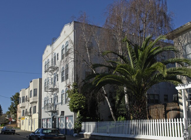 Building Photo - 1809 Filbert St