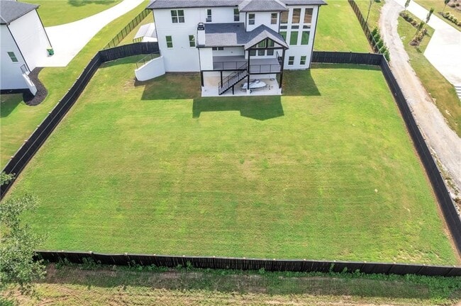 Building Photo - 3671 Hamilton Mill Rd