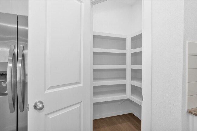 Building Photo - 3518 Grassland Dr