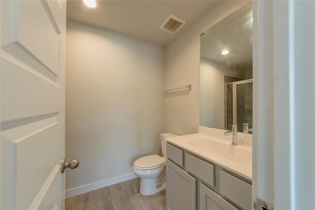 Building Photo - 5630 Silverleaf Oak Ln