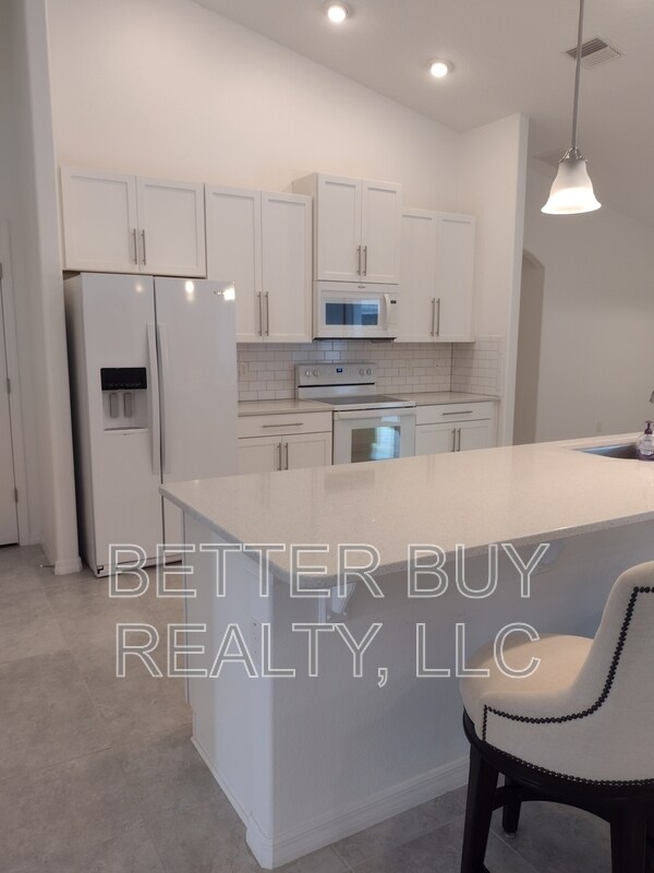 Building Photo - 16 Kalendar Ct