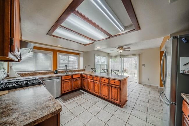 Building Photo - 3414 Ashfield Dr