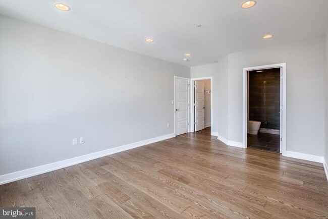 Building Photo - 820-24 N 3rd St