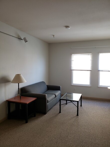 Building Photo - 355 Calle Principal