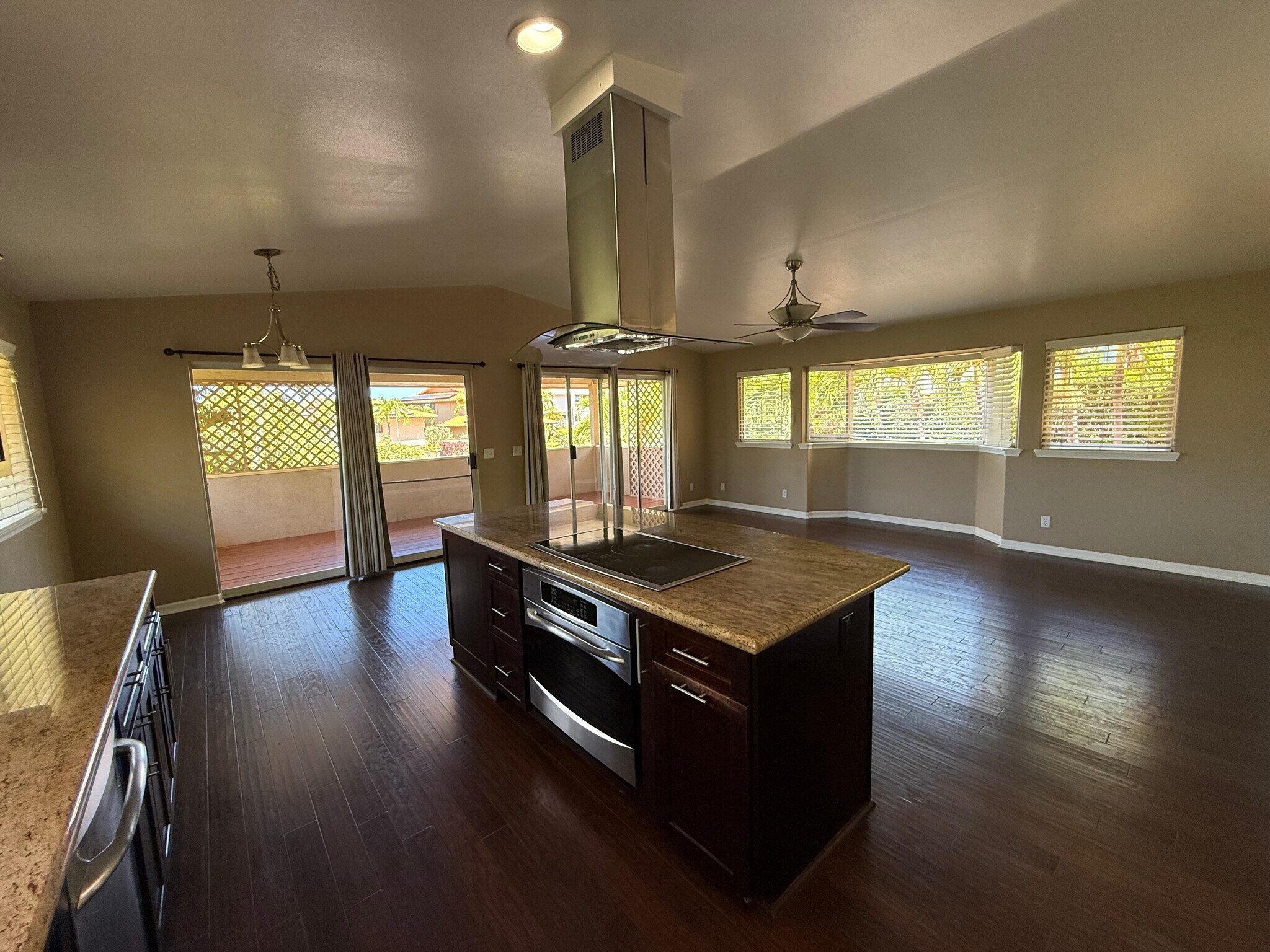 Building Photo - 2657 Moolio Pl