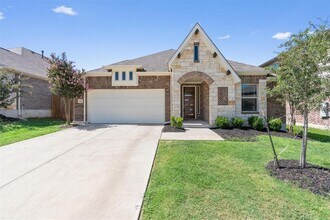 Building Photo - 562 Leadtree Loop