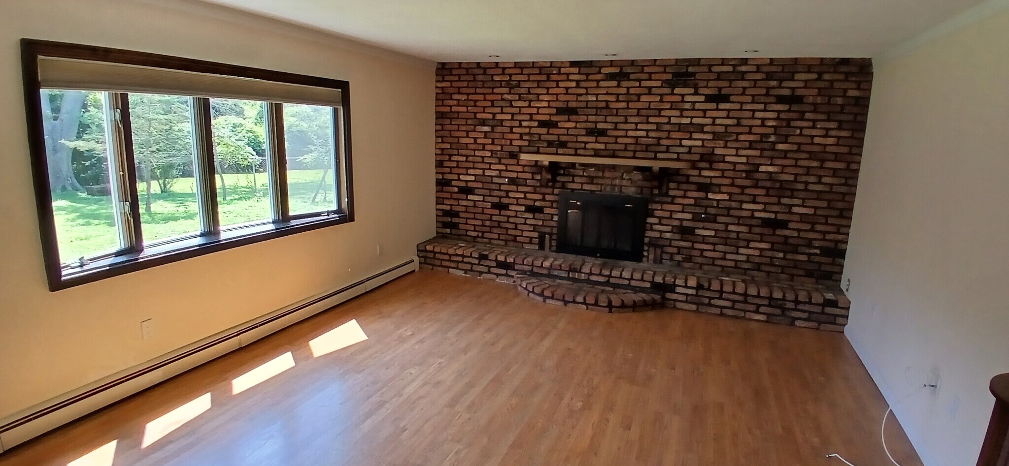 Living Room - 57 Brook St