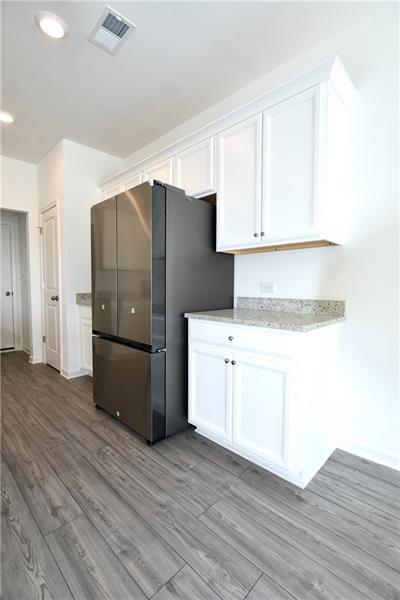 Building Photo - 572 Sausalito Walk