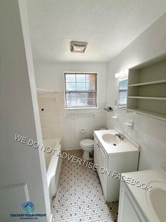 Building Photo - 322 W 63rd St