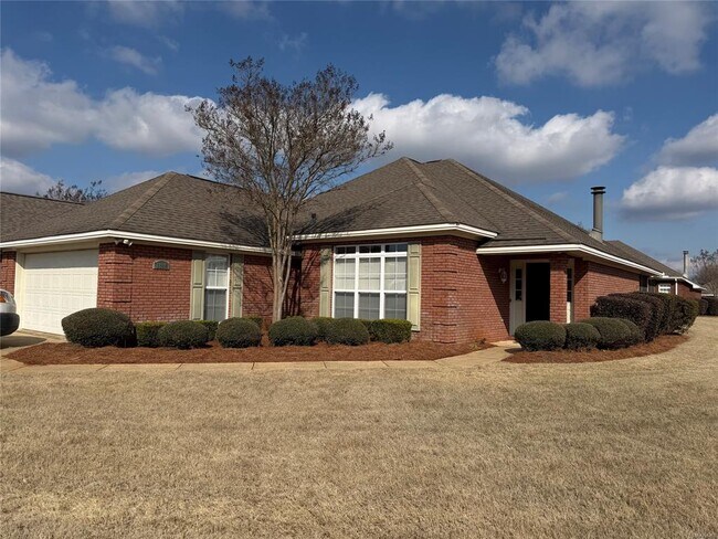 Building Photo - 8000 Bridgewater Trce