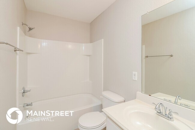 Building Photo - 8249 Summerview Ct