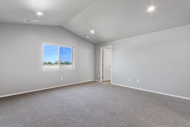 Building Photo - 2050 Tugela Falls St