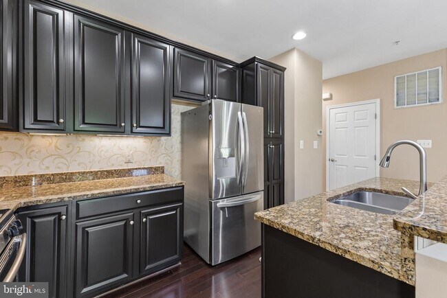 Building Photo - 14688 Links Pond Cir