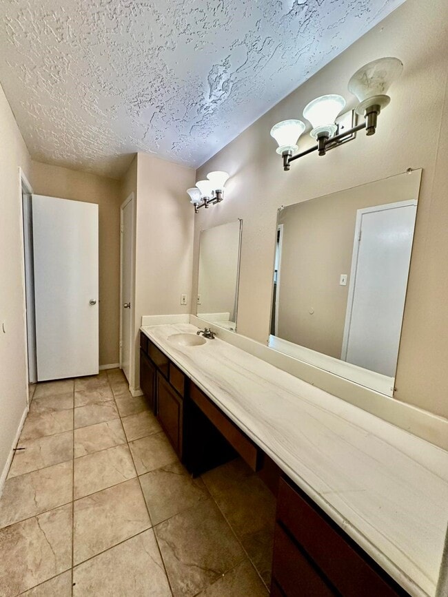 Building Photo - 3110 Indian Wells Ct