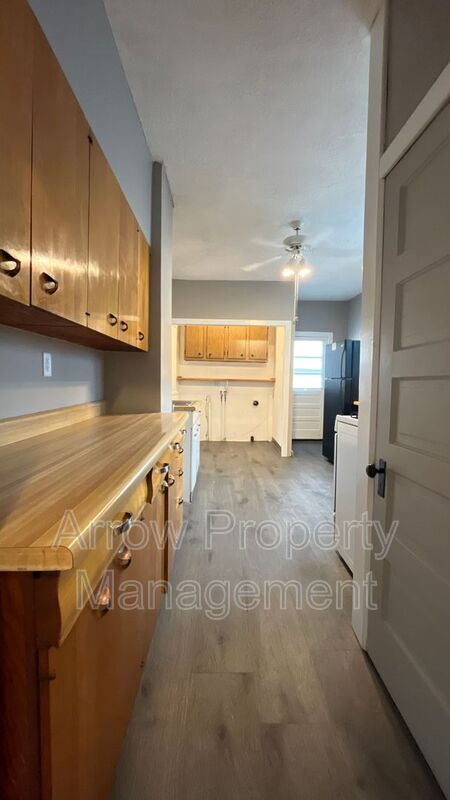 Building Photo - 1312 Peach St