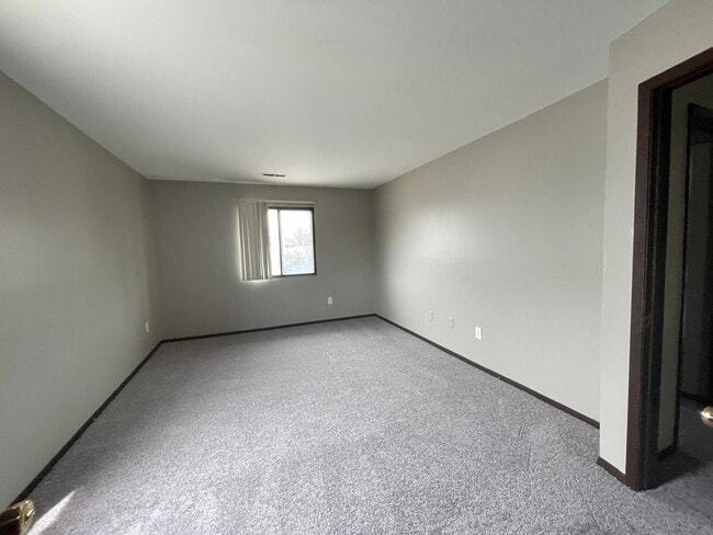 Building Photo - 7630 W Dean Rd