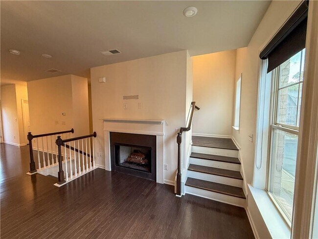 Building Photo - 2452 Coosa Vly