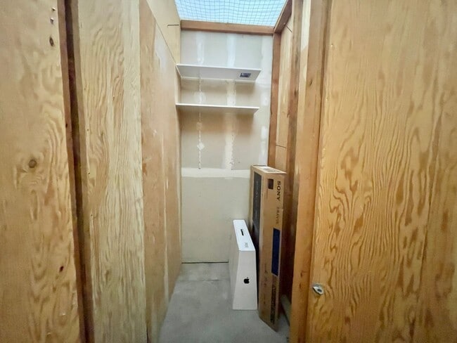 Building Photo - 1BR/1BA Renovated Condo on Fillmore Street...